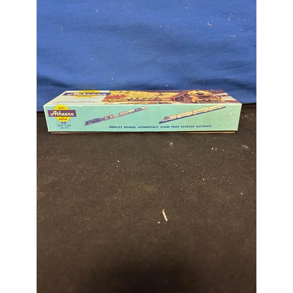 Athearn HO Scale Model Train Kit Yellow Tank Car Authentically Scaled Railroad B - Picture 2 of 3